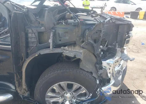 2019 Chevrolet Silverado 1500 Lt z USA, uszkodzony, nr VIN 1GCPWCEDXKZ209870